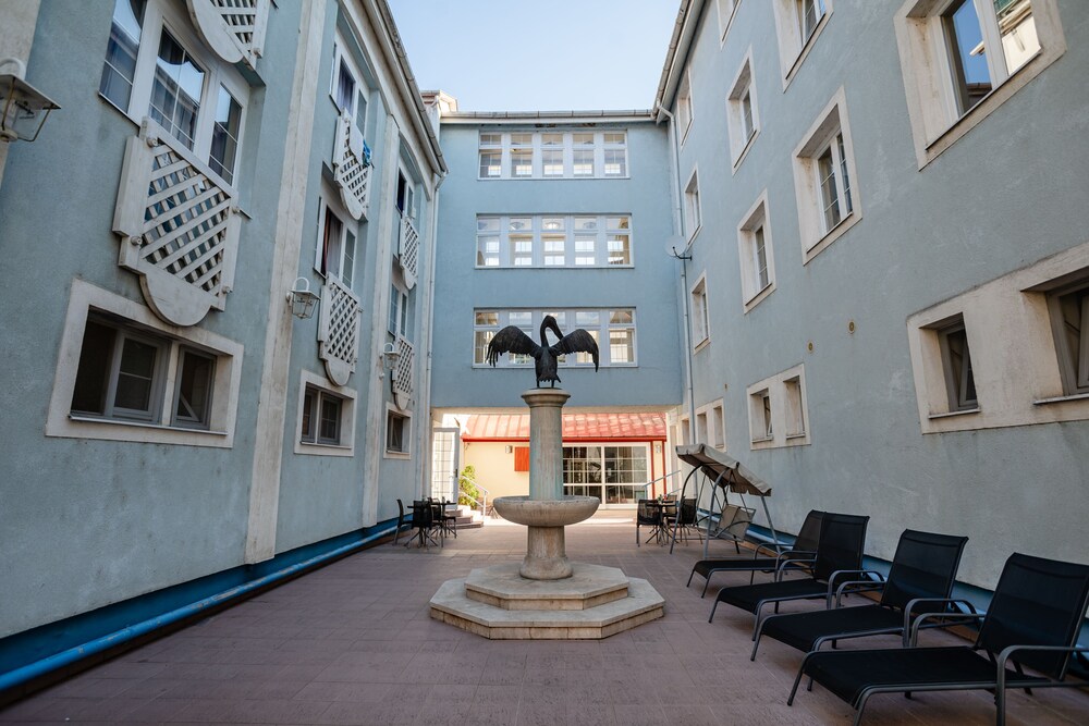 Erzsebet Hotel 34/46