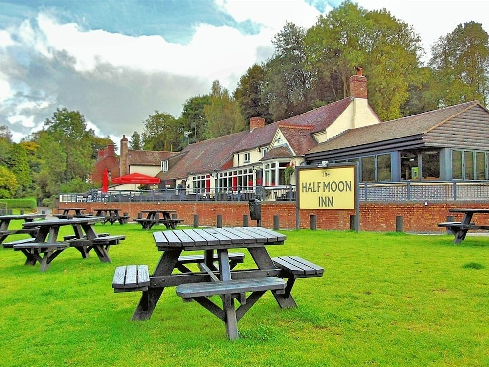 Half Moon Jackfield 40/46