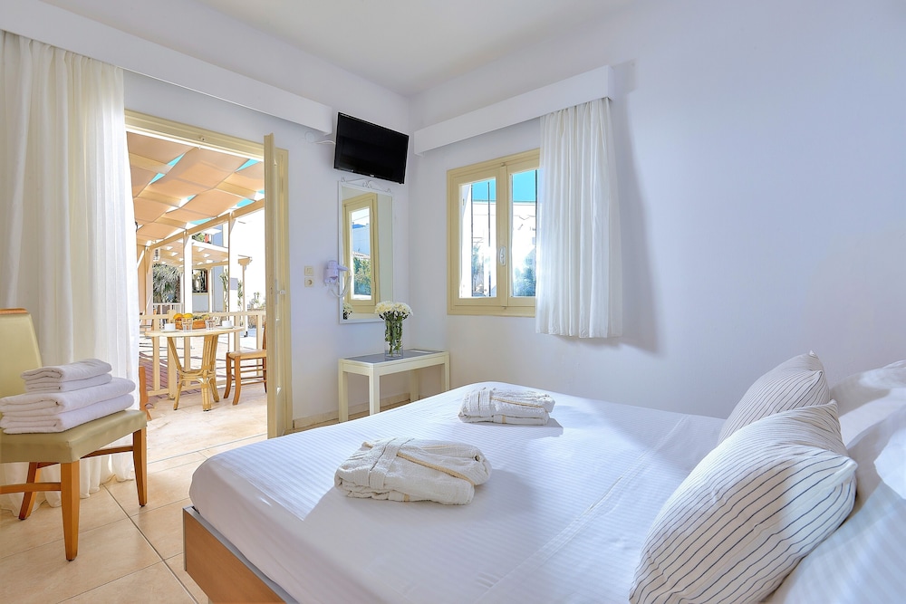 ST. CONSTANTIN SEA HOTEL AND SPA RESORT 12/50
