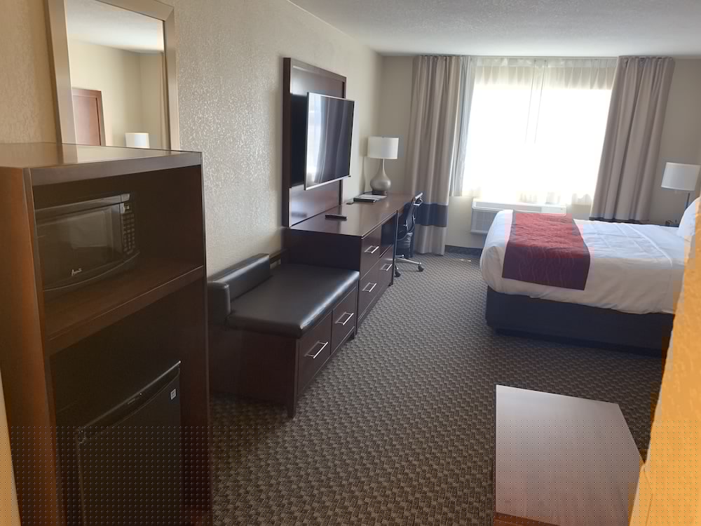 Comfort Inn Fort Morgan 14/43