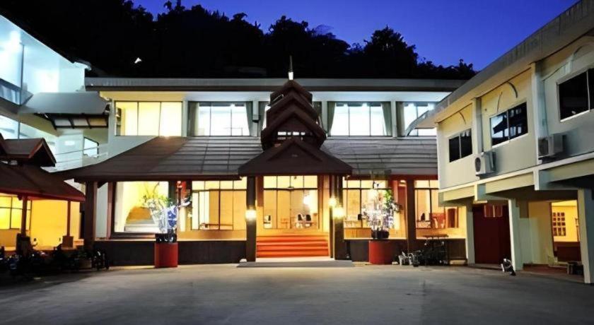 PIYAPORN HILL PARADISE HOTEL 20/58