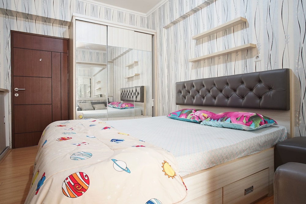 Planet Room Kemang View by ZUZU 11/23
