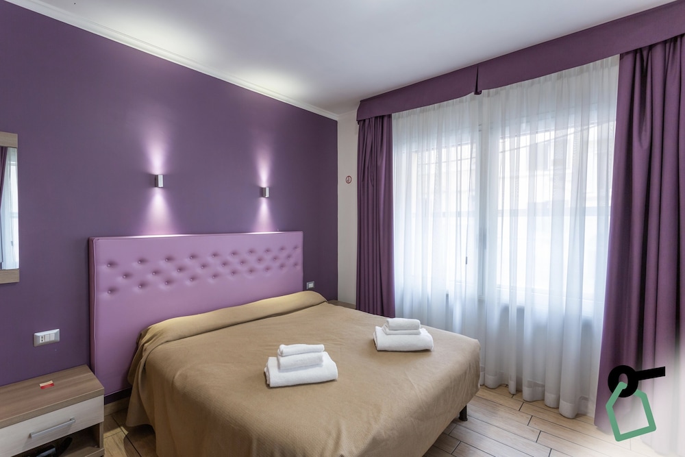 Hotiday Room Collection - Rome Barberini 16/49