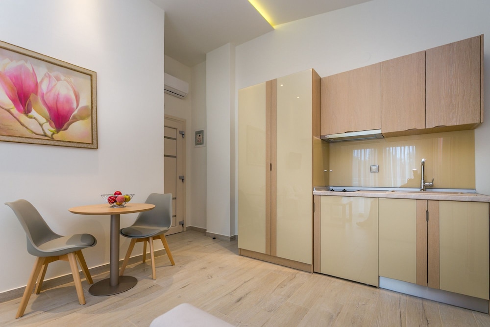 Lobelia Luxury Suites 28/50