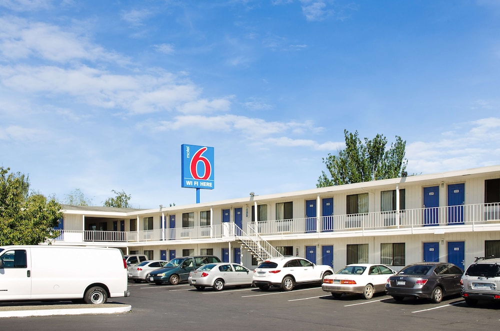 Motel6 Tacoma, WA - Fife 32/39
