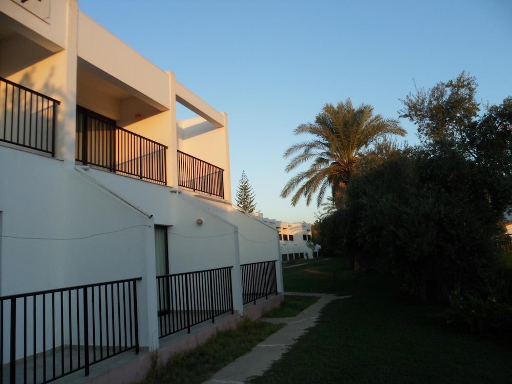 Kkaras Hotel 4/68