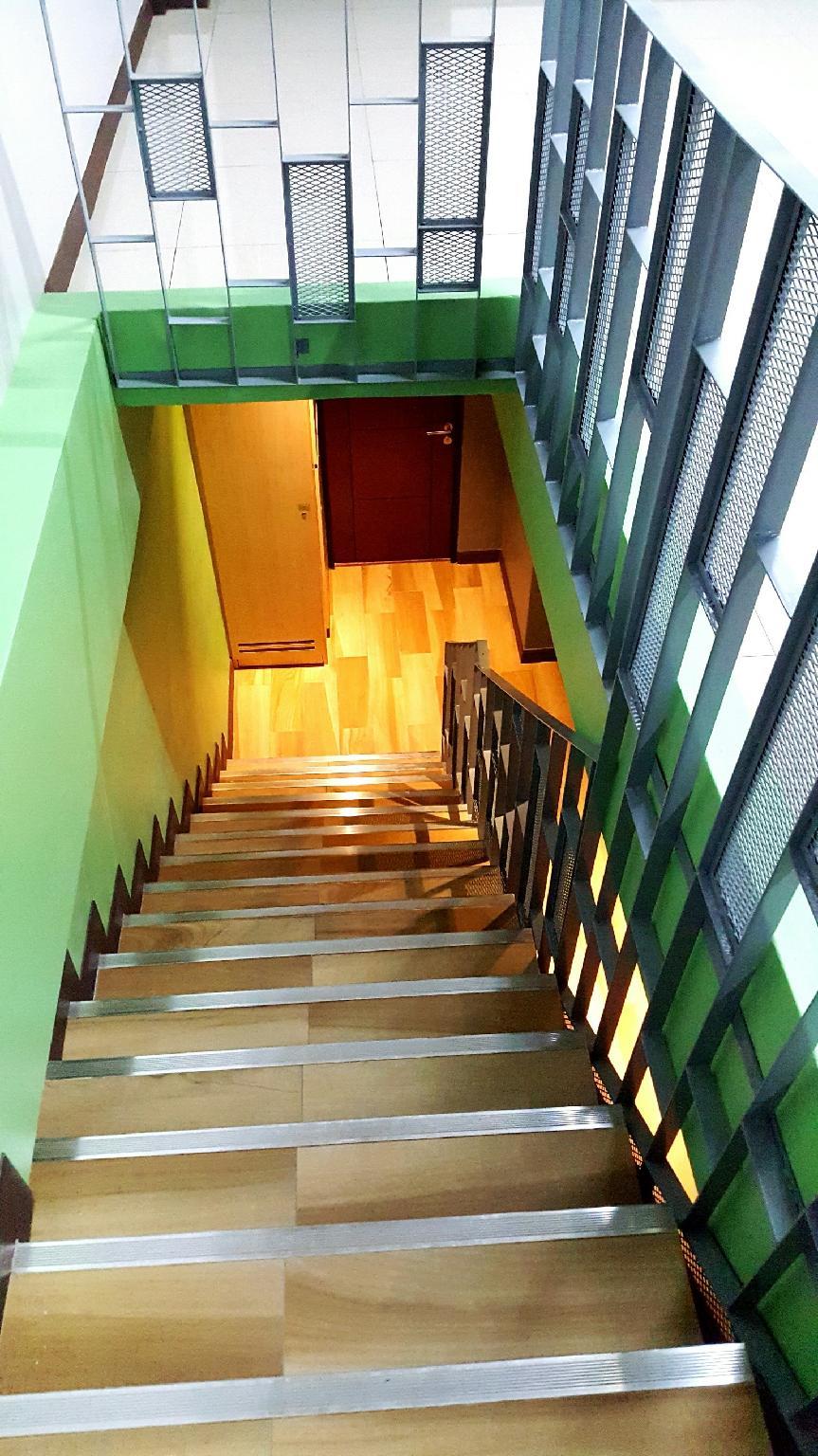 Room 2 U Hostel & Guesthouse 39/49