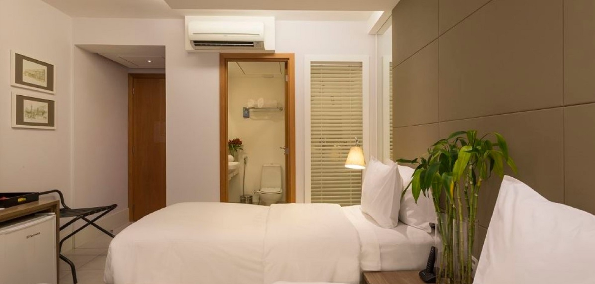 Room, Twin Beds