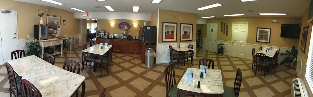 Baymont By Wyndham Anderson Clemson 13/20