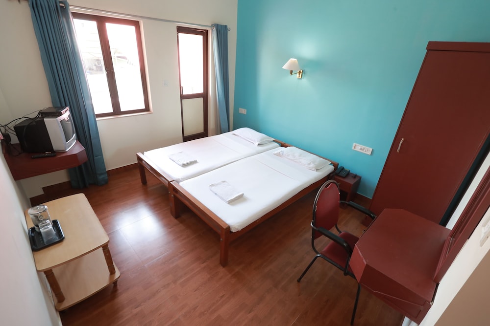 Hotel Srinivas 44/65