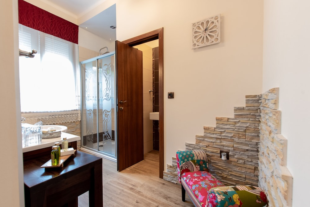 Unique Luxury Rooms 54/66