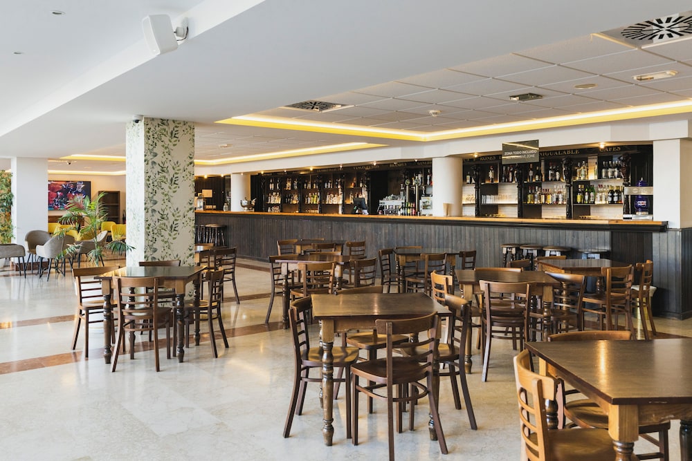 Sun Palace Albir and Spa 54/68