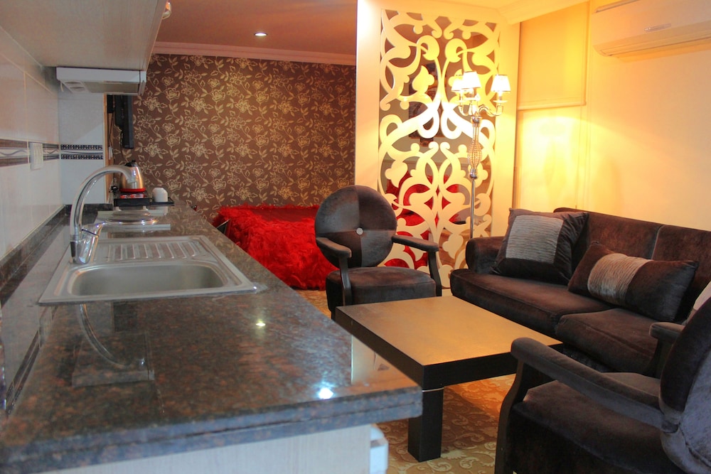 Berrak Su Hotel 32/50