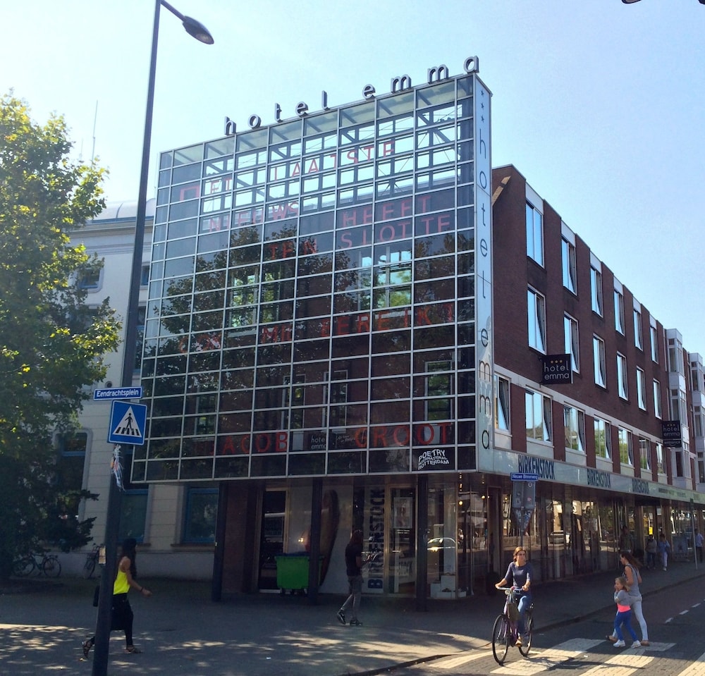 Hotel Emma 37/44