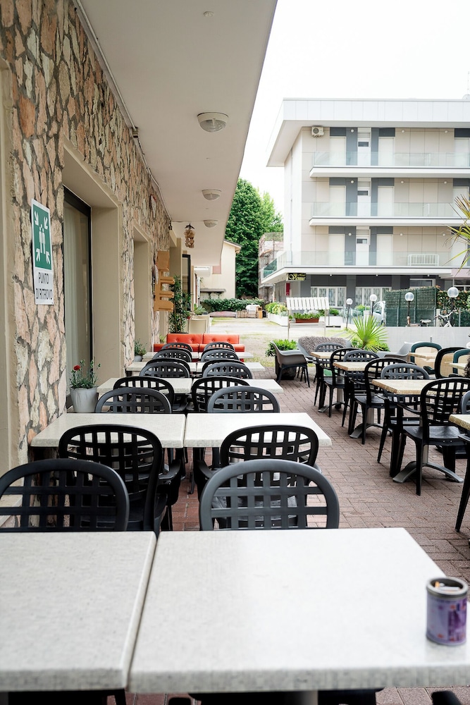 Hotel La Pergola 38/63