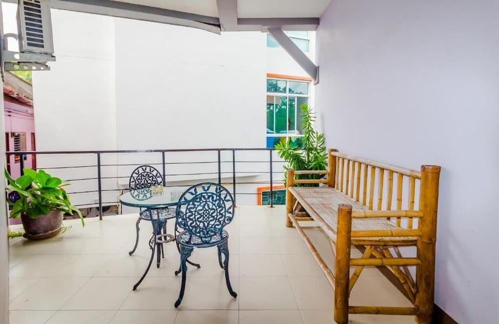Baan Yuyen Karon Guesthouse 13/76