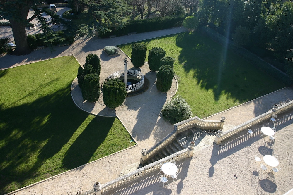 CHATEAU DE VARENNE 65/72
