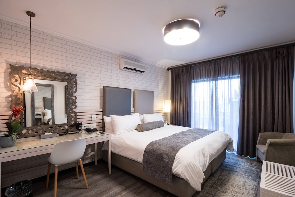 Protea Hotel By Marriott Mossel Bay 6/37