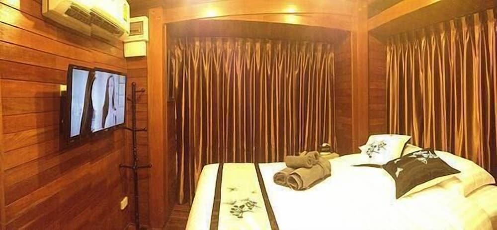 Adamaz House 48/60