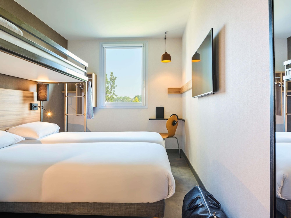 ibis Budget Paris porte de la Chapelle - Arena 3/21