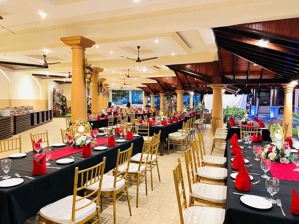 Rani Beach Resort 18/28