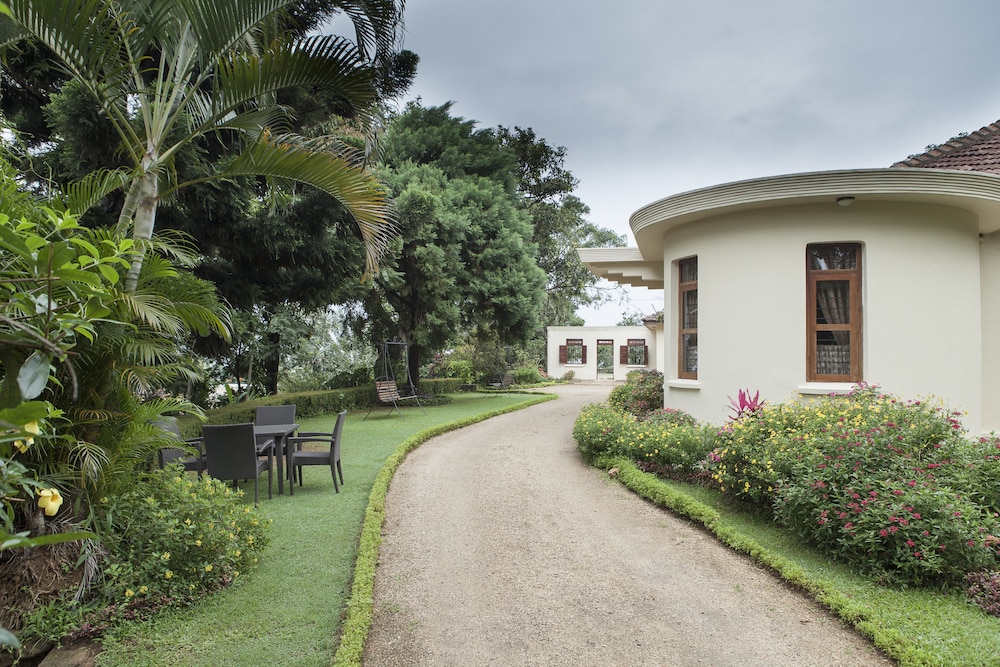 Amaya Bungalow 57/65