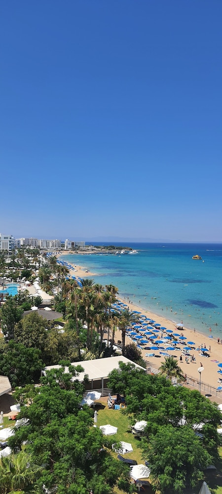 Silver Sands Beach Hotel 26/50