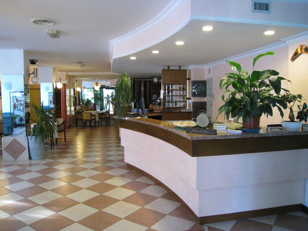 Albergo Boomerang 2/40