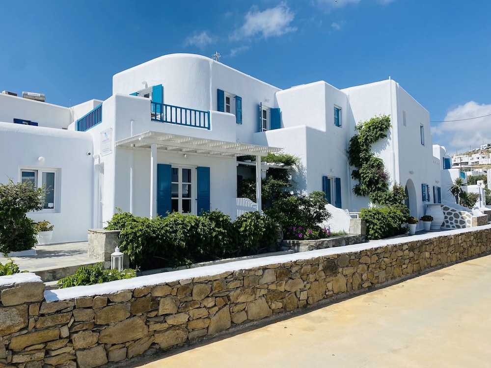 Cyclades Studios 41/49