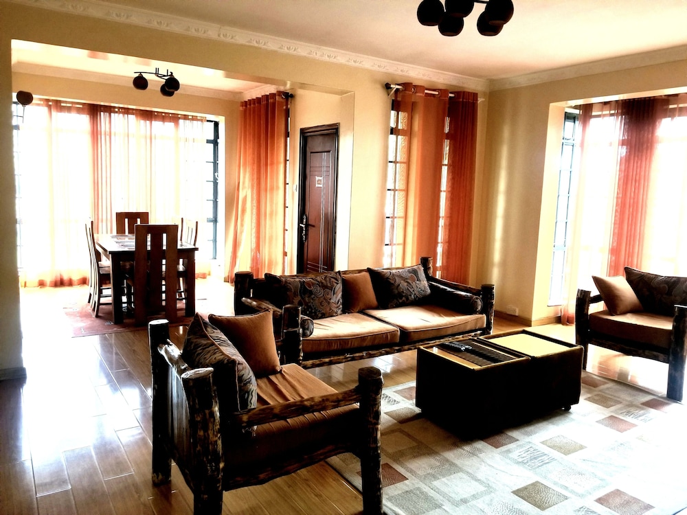 Mani's Home Away From Home 22/42