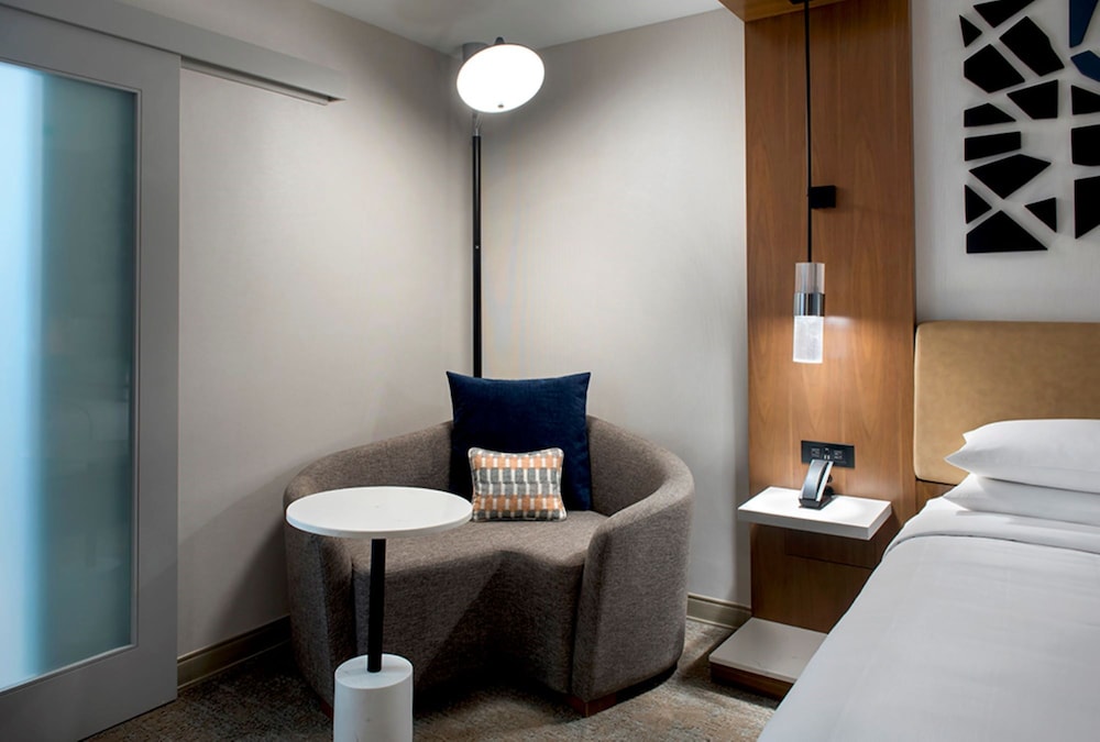 Marriott Springfield Downtown 55/61