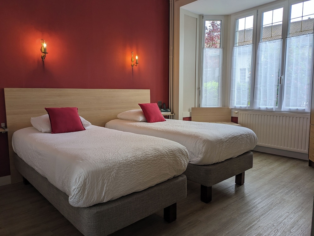HOTEL LE SAINT FLORENT 11/30