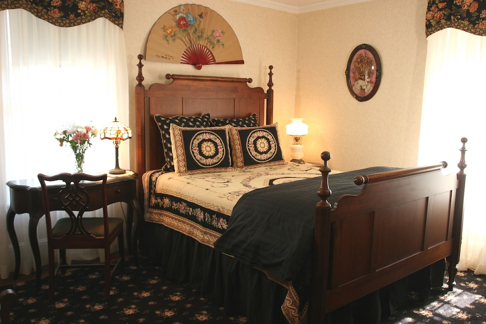 Isaiah Jones Homestead Bed & Breakfast 6/50