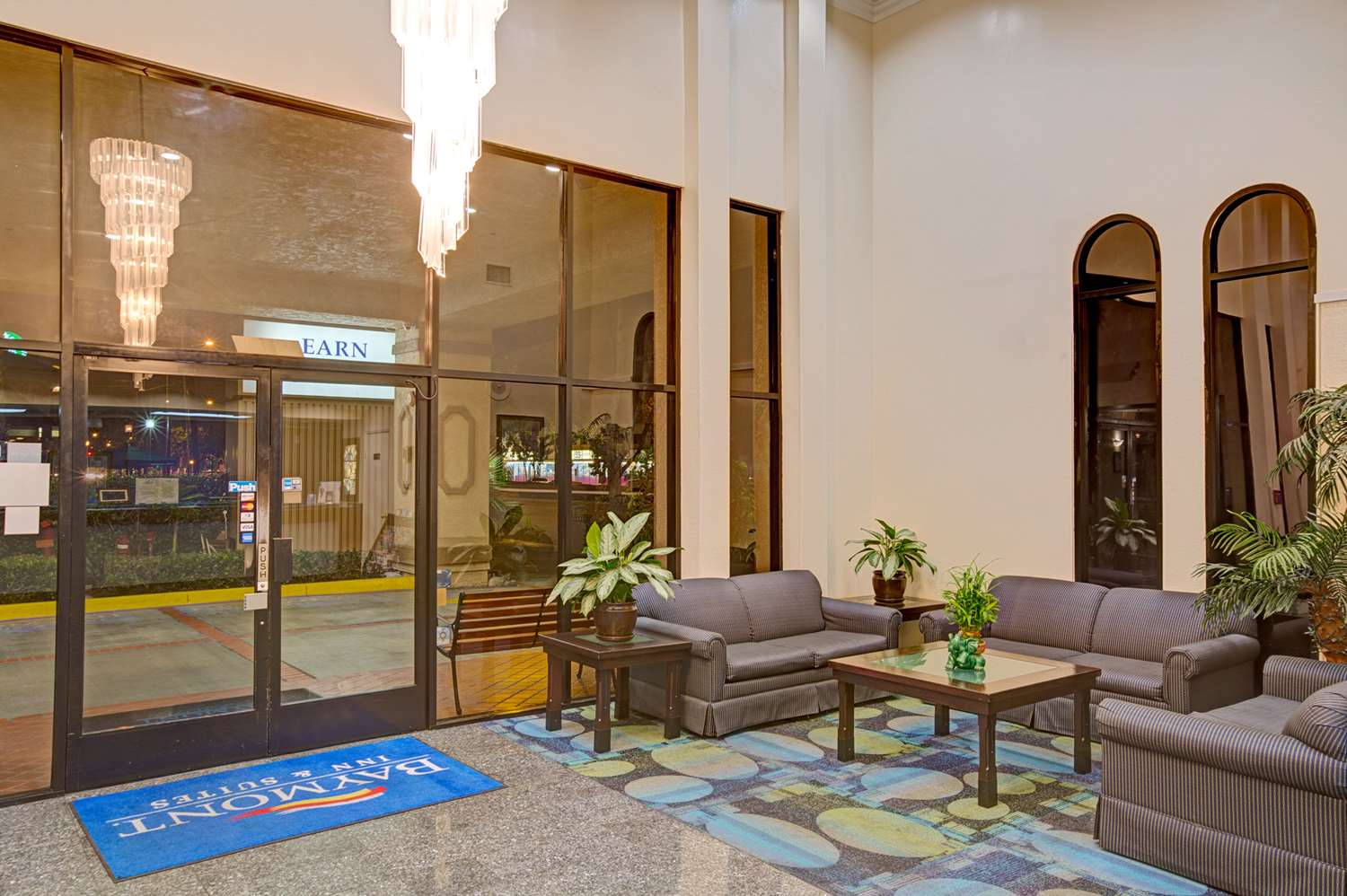 Lobby at Studio6 Suites Lawndale, CA – South Bay, LAWNDALE - CA