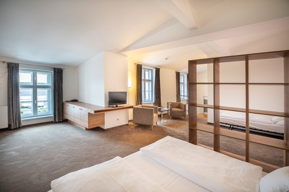 Hotel Altes Kloster 18/65