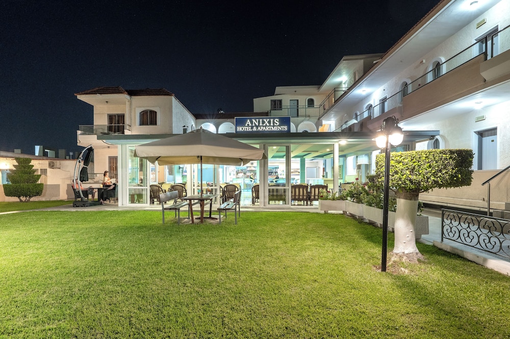Anixis Hotel 47/52