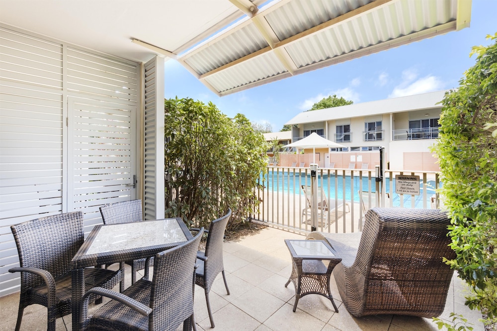 Oaks Broome Hotel 32/48