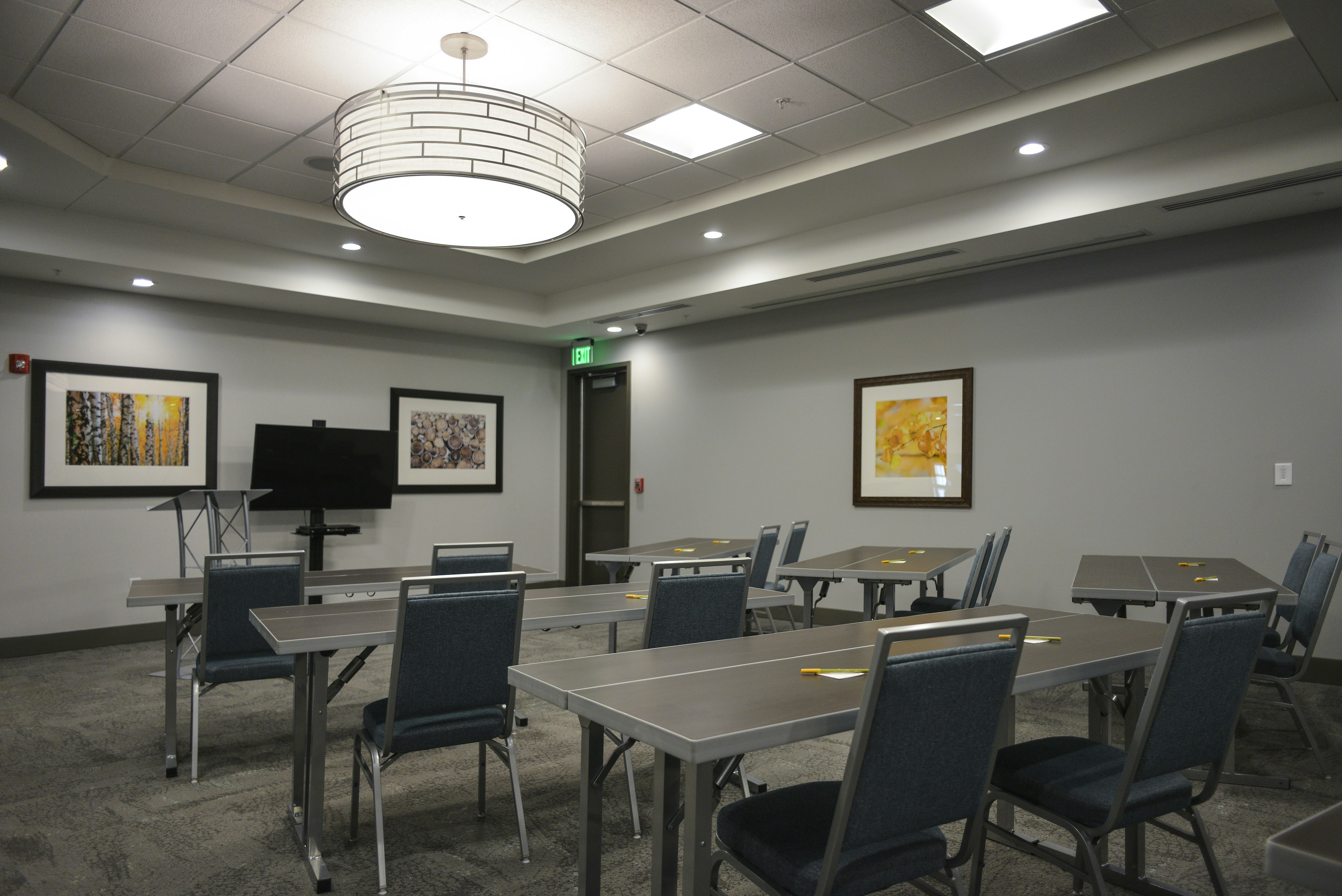 Hilton Garden Inn Louisville Mall of St Matthews 16/20