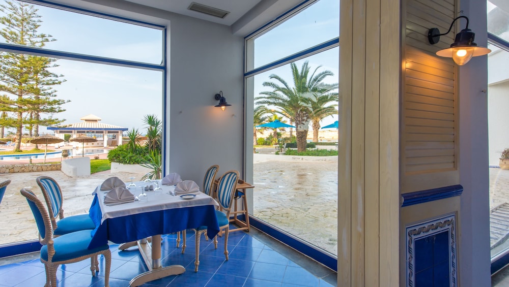 Regency Monastir 13/50