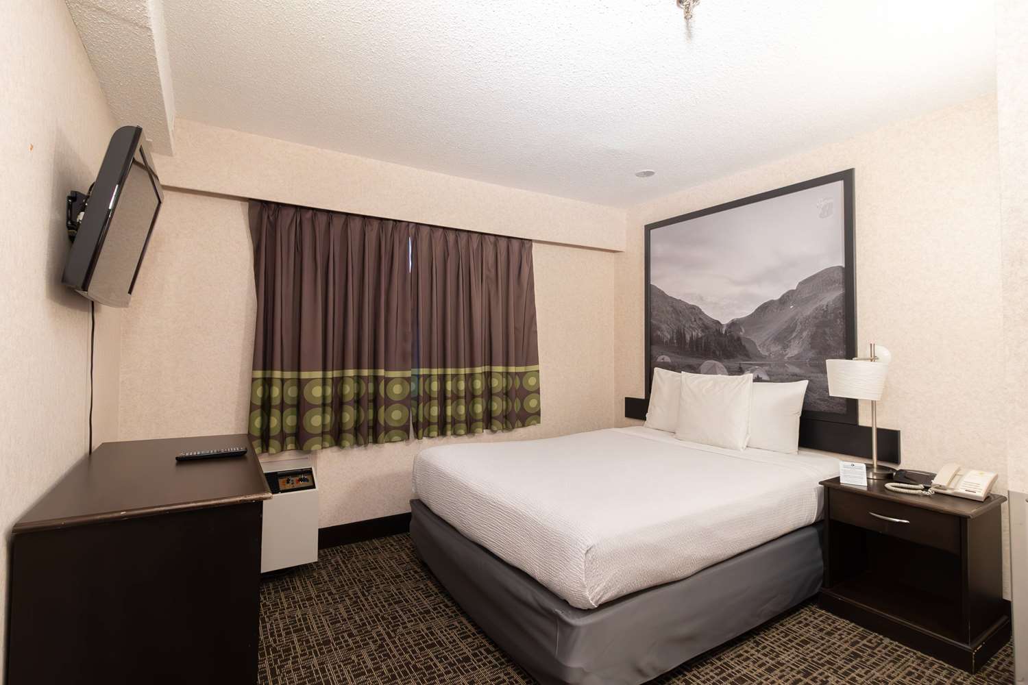 Super 8 By Wyndham Prince George 8/52