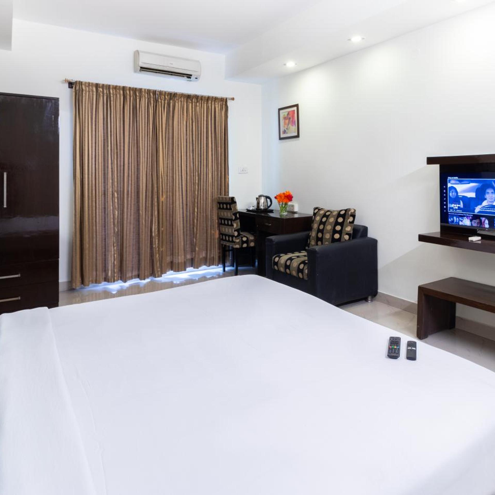 Niche Suites 24/36