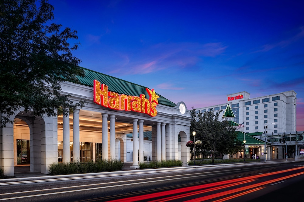 Harrah's Joliet - A Caesars Rewards Destination 8/70