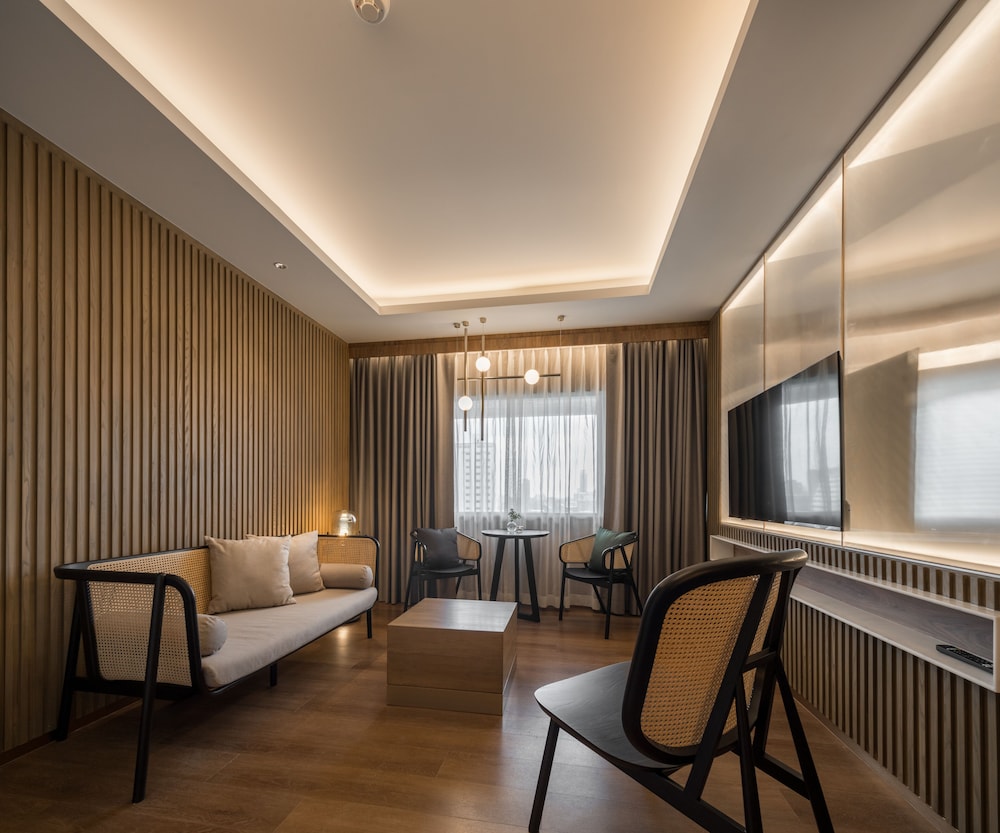Maison Hotel Bangkok 57/71