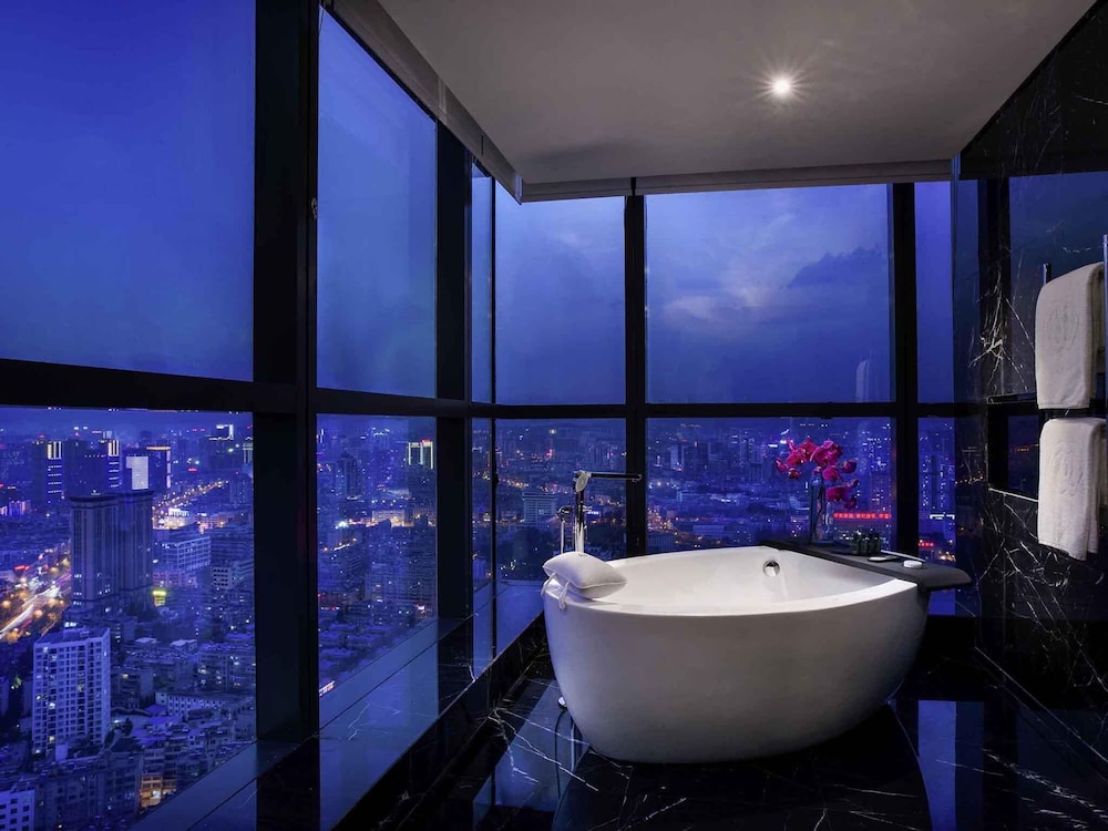 Sofitel Kunming 68/69