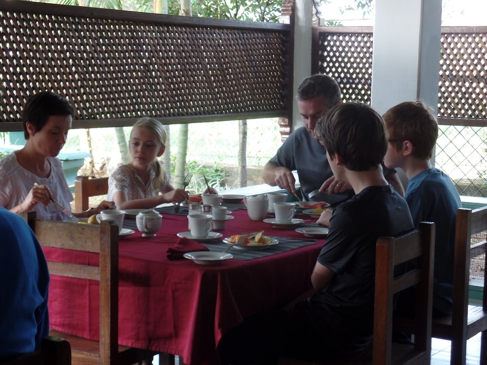 Nilketha Villa Eco Hotel 27/42