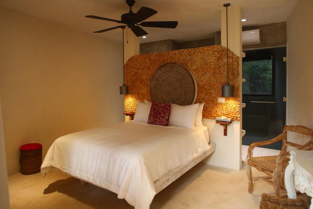 SPIRIT HOLBOX 17/76