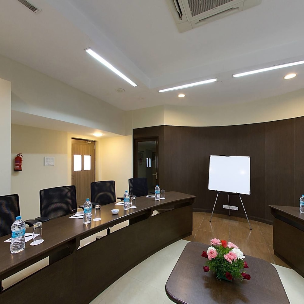 Pearlsuites 38/50