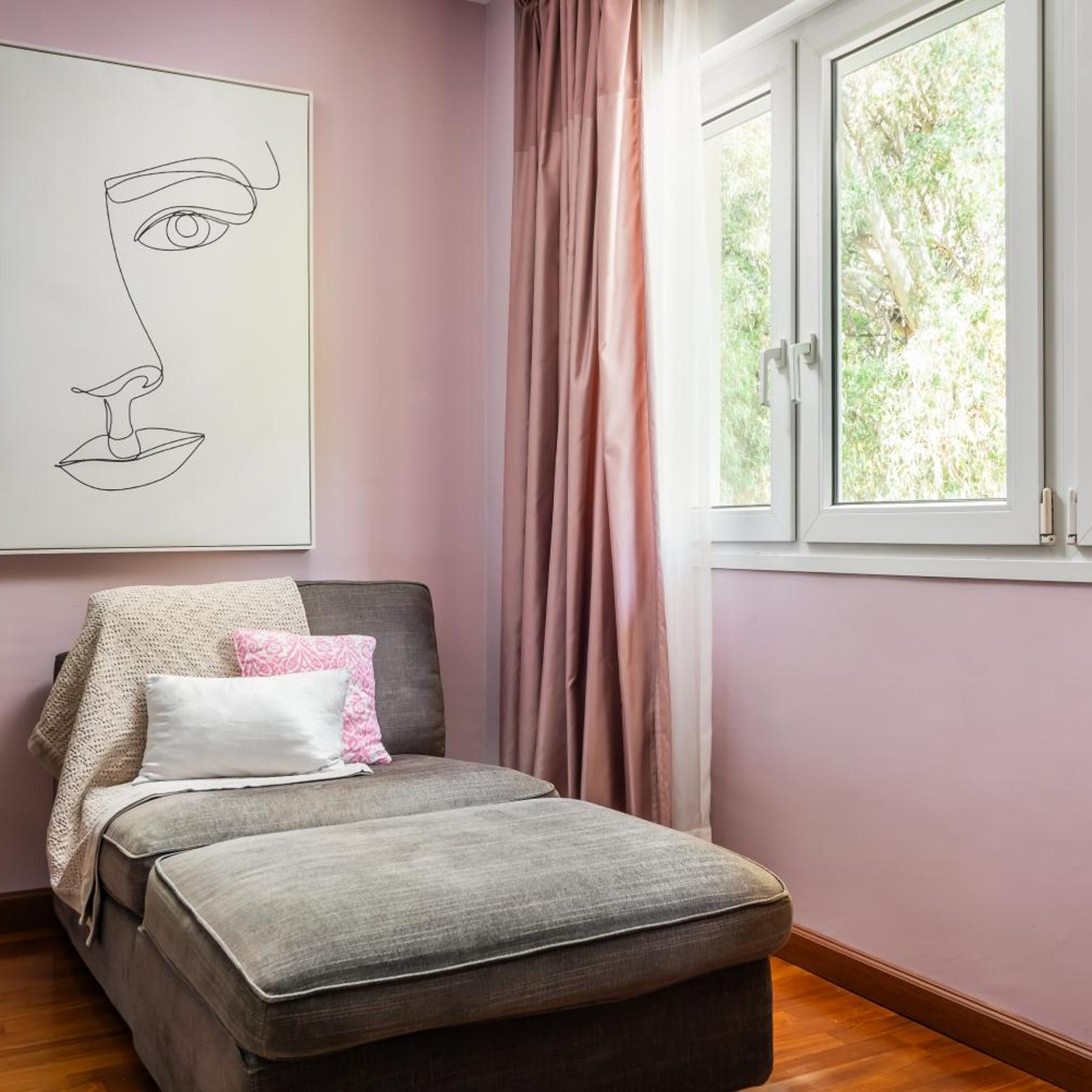 جناح، Villa Lorena Malaga 5/10