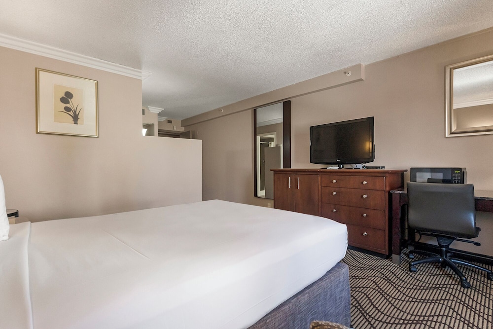 JACK LONDON INN 29/53