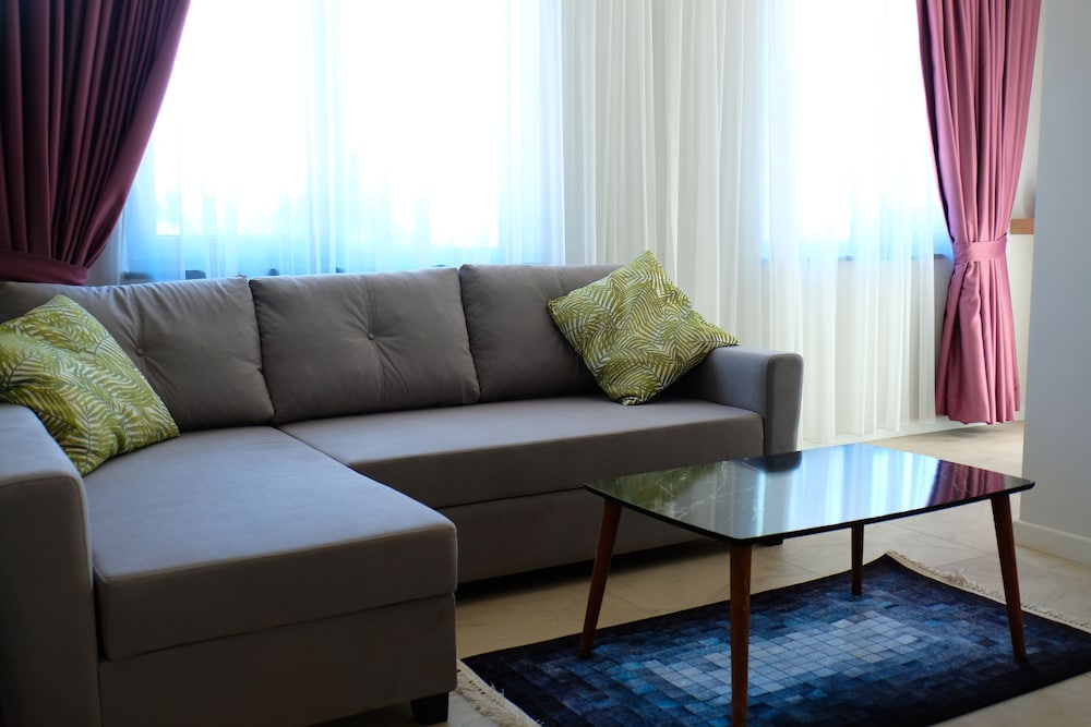 Vega Suites 9/24